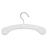 Hangers στο Bebe Maison