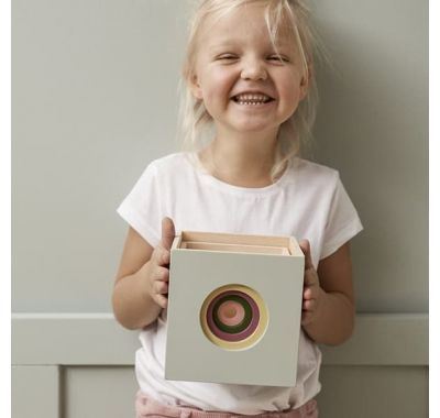 Ξύλινo σετ παιχνιδιού με κύβους Kids Concept Edvin στο Bebe Maison