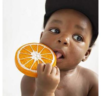 Μασητικό Olie & Carol από φυσικό καουτσούκ Clementino το πορτοκάλι στο Bebe Maison