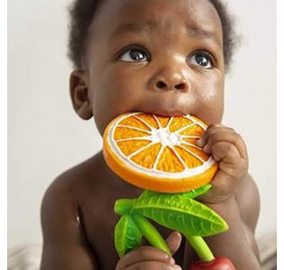 Μασητικό Olie & Carol από φυσικό καουτσούκ Clementino το πορτοκάλι στο Bebe Maison