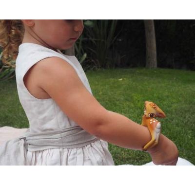 Μασητικό βραχιολάκι Olie & Carol  από φυσικό καουτσούκ ελαφάκι Olive στο Bebe Maison