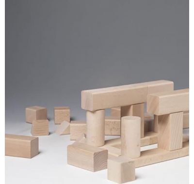 Ξύλινα τουβλάκια κατασκευών Milaniwood σε 9 σχήματα στο Bebe Maison