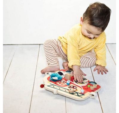 Ξύλινο ταμπλό δραστηριοτήτων Lilliputiens Πυροσβεστικό όχημα στο Bebe Maison