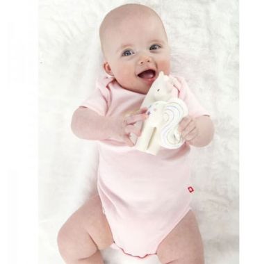 Βρεφικό παιχνίδι μασητικό Tikiri μονόκερος cotton candy στο Bebe Maison