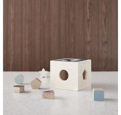 Ξύλινο παιχνίδι αντιστοίχισης σχημάτων Kids Concept στο Bebe Maison