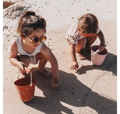 Κουβαδάκι από ανακυκλώσιμη σιλικόνη Scrunch Rust στο Bebe Maison