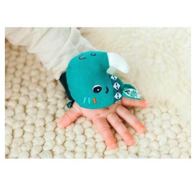 Υφασμάτινη κουδουνίστρα βραχιολάκι Lilliputiens Μάριους στο Bebe Maison