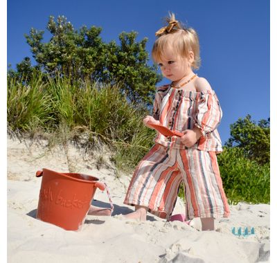 Κουβαδάκι από ανακυκλώσιμη σιλικόνη Scrunch Rust στο Bebe Maison