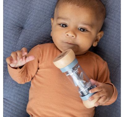 Ξύλινη κουδουνίστρα με ήχο βροχής Little Dutch sailors bay στο Bebe Maison