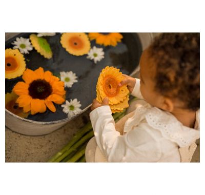 Μασητικό Olie & Carol  από φυσικό καουτσούκ Sun το ηλιοτρόπιο στο Bebe Maison