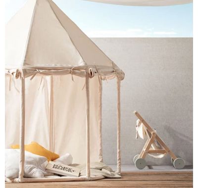 Ξύλινο σπιτάκι πολυγωνικό Kids concept Montessori απαλό ροζ στο Bebe Maison