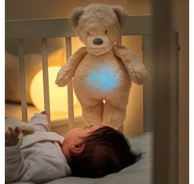 Λούτρινο σκυλάκι Nattou με φως, λευκούς ήχους και μελωδίες Sleepy κρεμ στο Bebe Maison