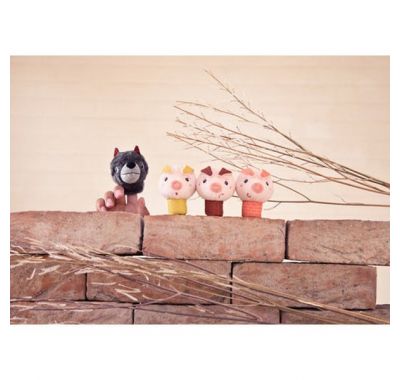 Σετ 4 υφασμάτινες δαχτυλόκουκλες Lilliputiens Ο λύκος και τα 3 γουρουνάκια στο Bebe Maison