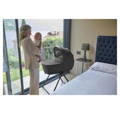 Πολυκαρότσι 3 σε 1 Inglesina Aptica Quattro Opal Ivory με σκελετό Litio Black στο Bebe Maison