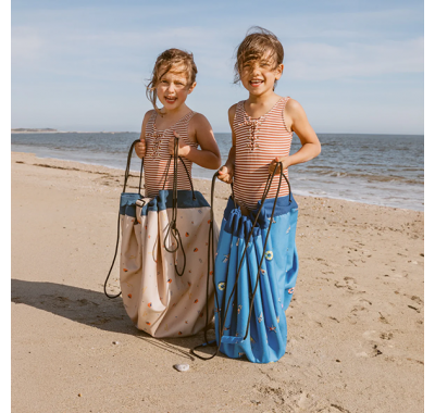 Αδιάβροχο στρώμα παιχνιδιού και τσάντα 2 σε 1 PLAY&GO Outdoor Magical Days στο Bebe Maison