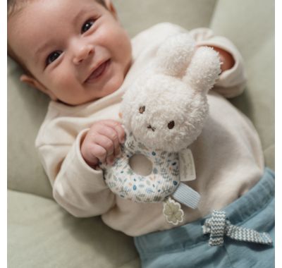 Υφασμάτινη κουδουνίστρα Little Dutch Miffy - Lucky Leaves στο Bebe Maison