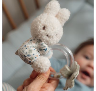 Υφασμάτινη κουδουνίστρα με κρίκο Little Dutch  Miffy - Lucky Leaves στο Bebe Maison