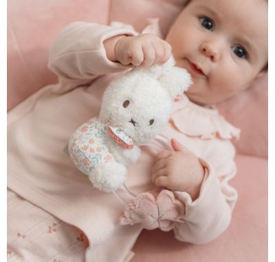 Υφασμάτινη κουδουνίστρα με κρίκο Little Dutch Miffy - Lucky Blossom στο Bebe Maison