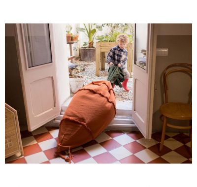 Πουφ Lorena Canals Cathy το Καρότο στο Bebe Maison