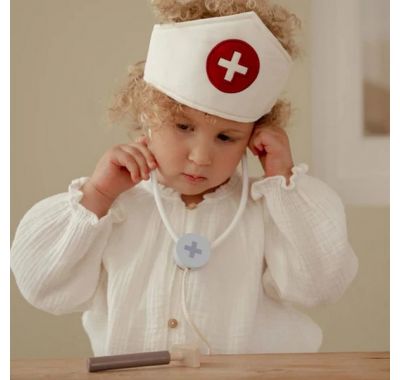 Βαλιτσάκι γιατρού Litttle Dutch με ξύλινα εργαλεία FSC στο Bebe Maison