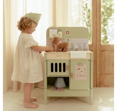 Ξύλινo κτηνιατρείο Little Dutch στο Bebe Maison