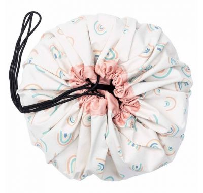 Play & Go Στρώμα παιχνιδιού - τσάντα 2 σε 1 Ουράνιο Τόξο στο Bebe Maison