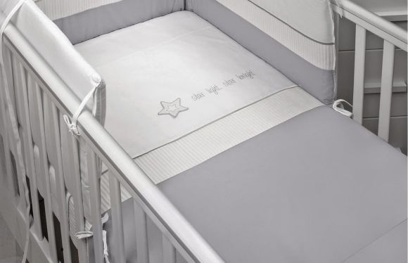 Bed Bed Bed Oliver Plan 146 στο Bebe Maison