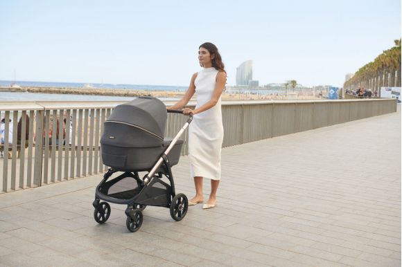 Πολυκαρότσι 3 σε 1 Inglesina Aptica Quattro Satin Grey στο Bebe Maison