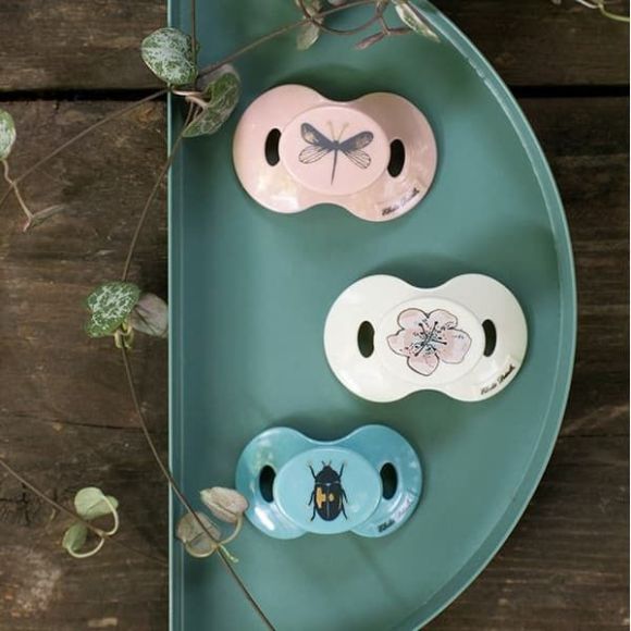 Anatomical Silicone pacifier Elodie Details Tiny Beetle 0-6m στο Bebe Maison