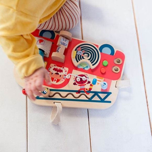 Ξύλινο ταμπλό δραστηριοτήτων Lilliputiens Πυροσβεστικό όχημα στο Bebe Maison