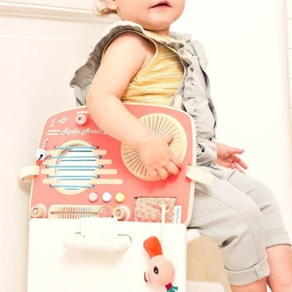 Ξύλινο ταμπλό δραστηριοτήτων Lilliputiens Ράδιο στο Bebe Maison