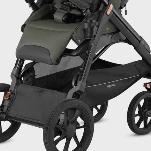 Πολυκαρότσι Inglesina Aptica XT Quattro Charcoal Grey στο Bebe Maison