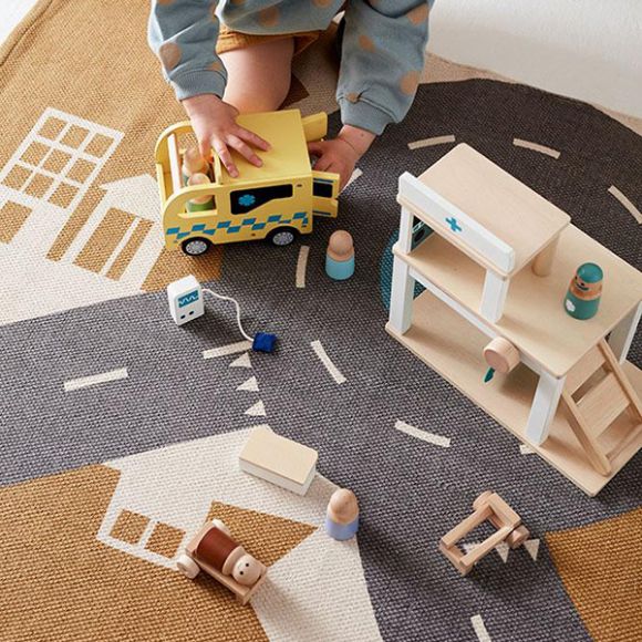 Ξύλινο νοσοκομείο KIds Concept aiden στο Bebe Maison