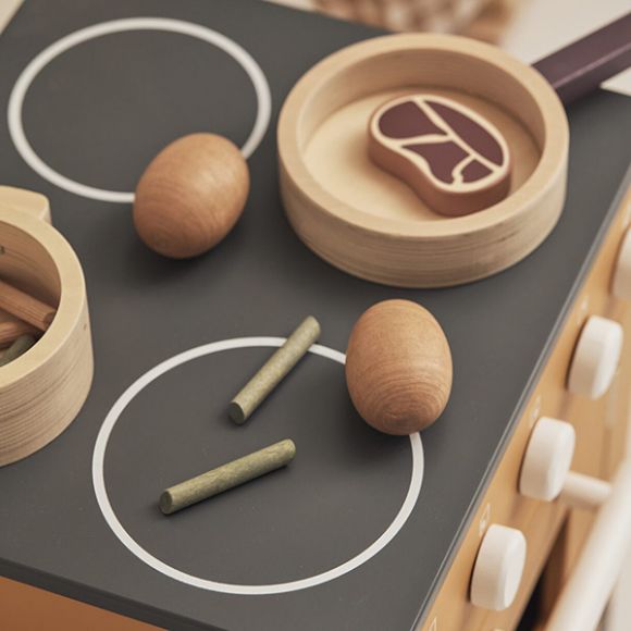 Ξύλινο καλαθάκι Kids Concept με τρόφιμα Kid's hub στο Bebe Maison
