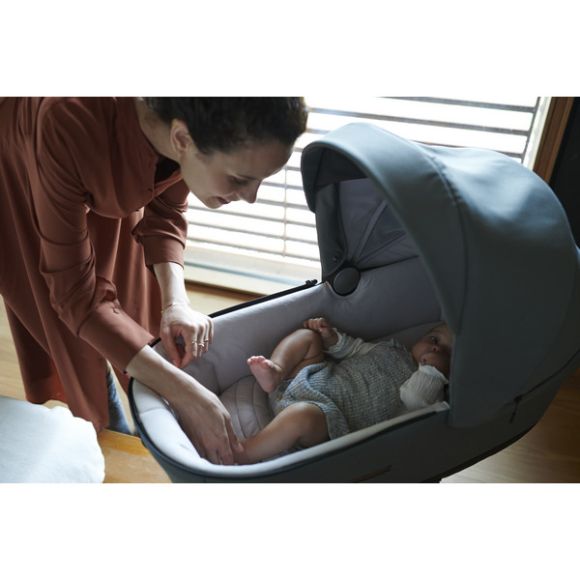 Πολυκαρότσι 3 σε 1 Inglesina Aptica XT Quattro Magnet Grey στο Bebe Maison