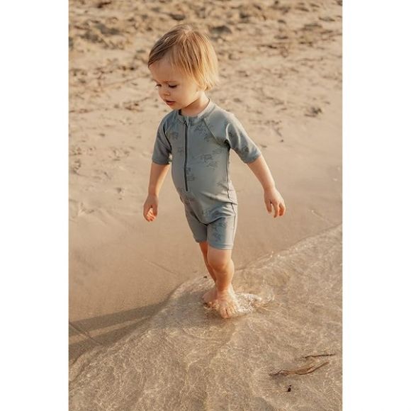 Ολόσωμο κοντομάνικο μαγιό Little DutchTurtle island olive στο Bebe Maison