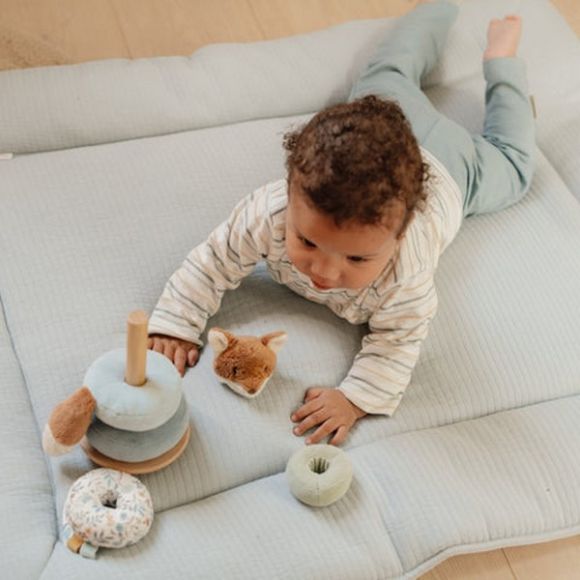 Πυραμίδα ταξινόμησης & ταλάντωσης Little Dutch Forest Friends FSC στο Bebe Maison