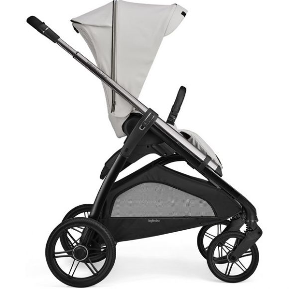Βρεφικό καρότσι Inglesina Aptica Opal Ivory με σκελετό Litio Black στο Bebe Maison