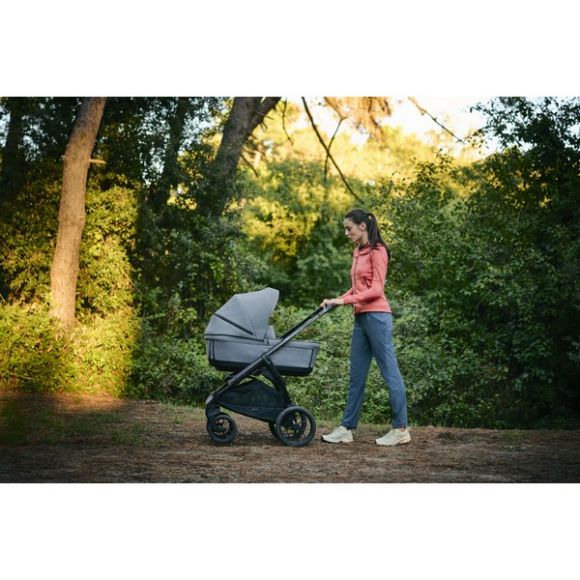 Πολυκαρότσι 3 σε 1 Inglesina Aptica XT Quattro Taiga Green με σκελετό Nero στο Bebe Maison