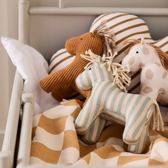 Υφασμάτινο παιχνίδι αλογάκι Kids Concept Vera AIDEN στο Bebe Maison