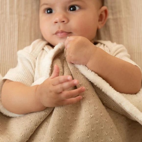 Κουβέρτα πλεκτή Little Dutch με επένδυση fleece Pure Soft Beige 110x140 στο Bebe Maison
