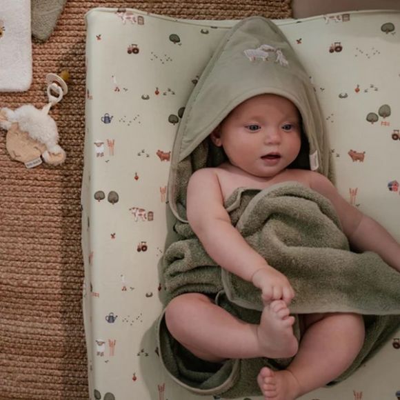 Μπουρνουζοπετσέτα Little Dutch με κέντημα Little Farm 75x75 στο Bebe Maison