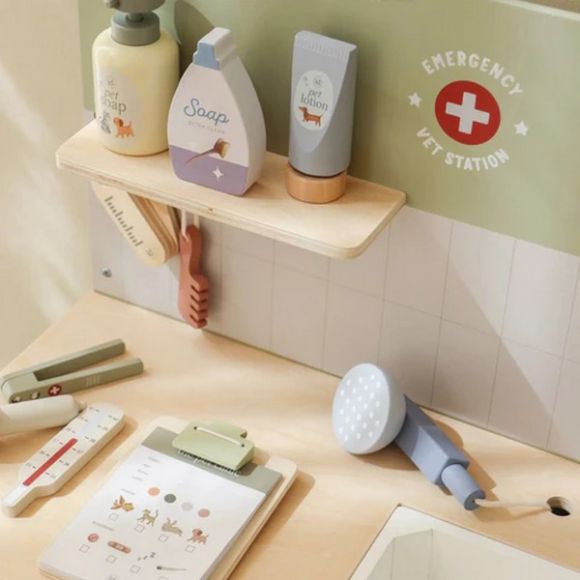 Ξύλινo κτηνιατρείο Little Dutch στο Bebe Maison