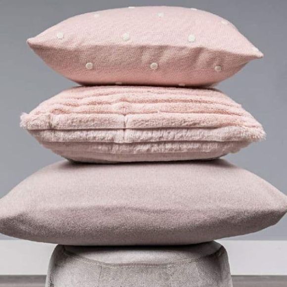 Square Picci Figure Pillow from the Dili Best Series Astrid Fleece Melagne Rosa στο Bebe Maison