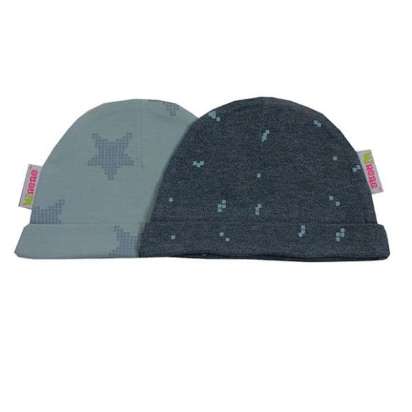 Minene Duo pack newborn boys hats (0-3) Σιέλ αστέρι - γκρι tetris στο Bebe Maison