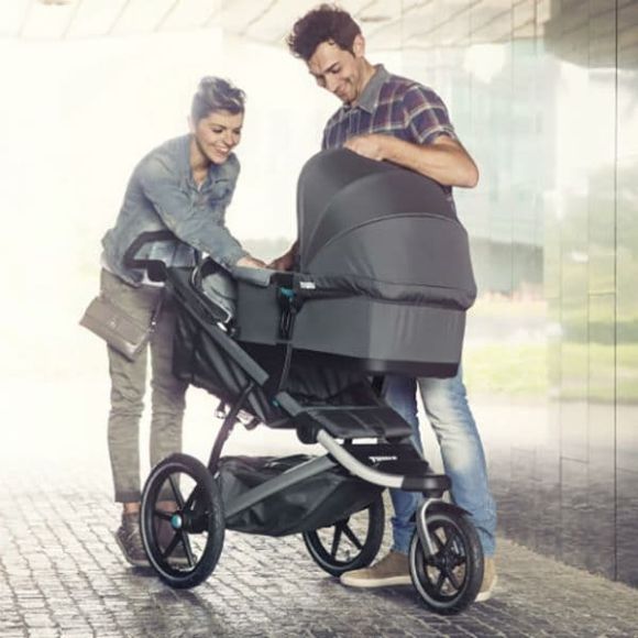 Stroller thule urban glide 2 color black στο Bebe Maison