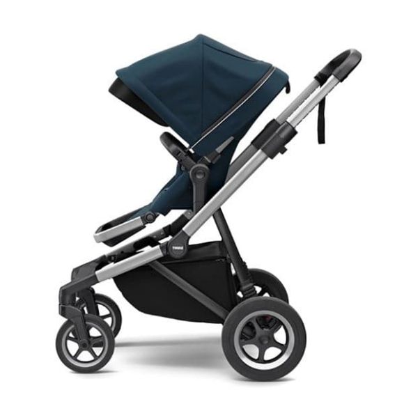 Βρεφικό καρότσι Thule Sleek Navy Blue στο Bebe Maison