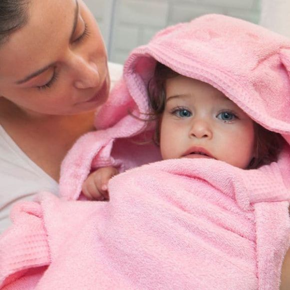 Minene Cuddly Towel (πετσέτα 2 σε 1) Banana κίτρινη γατούλα στο Bebe Maison