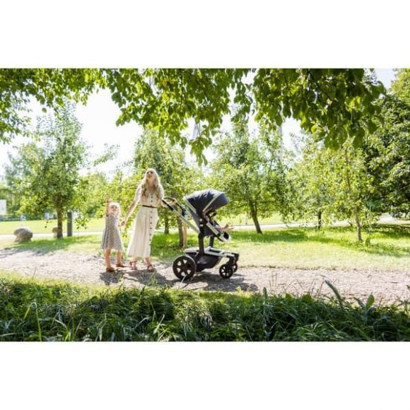 Πολυκαρότσι Joolz Day 3 Gorgeous Grey στο Bebe Maison