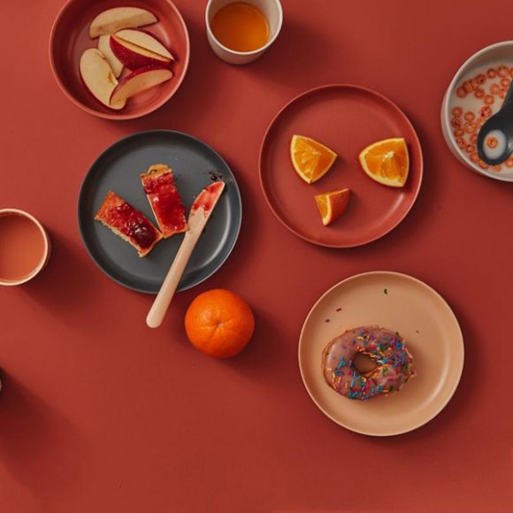 Bamboo σετ 4 πολύχρωμα πιάτα Ekobo Scandi στο Bebe Maison